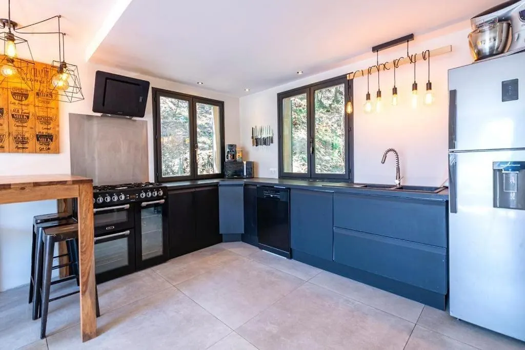 Magnifique Villa Moderne Avec Piscine A Mougins
