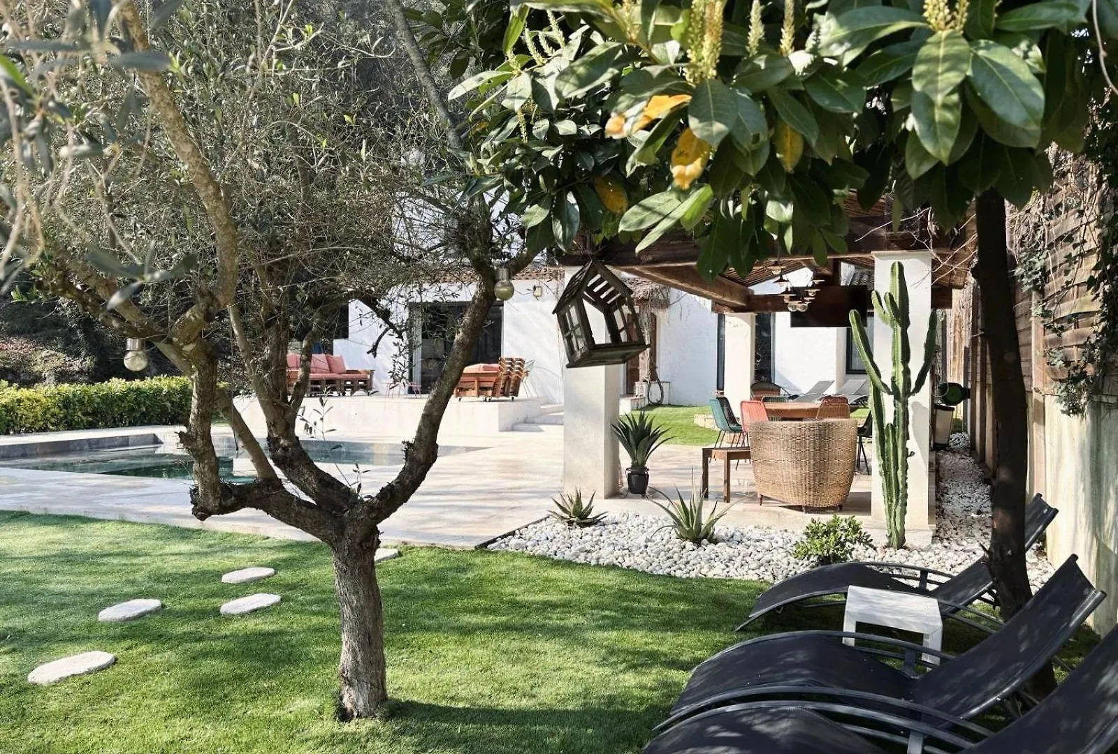 Magnifique Villa Moderne Avec Piscine A Mougins